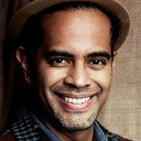Jair Oliveira als Geraldo - young