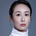 Ding Zidi als Female Prisoner