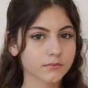 Massa Daoud als Rasha Homsi