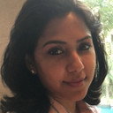 Vidhya Venkatesh als Mrs. Reddy