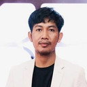 Un Bunthouern, Director