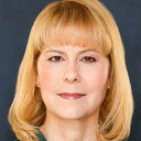 Jeanne Scurek als Sylvia Langley
