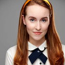 Rebecca Knowles als Sandy