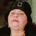 Jeanette Kontomitras als Madam