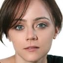 Lauren Hodges als Tanya MacGaffin