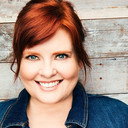 Stacie Theon als Sister Bennett