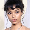 Whitney Peak als Becca