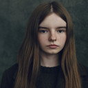 Ellie-May Sheridan als Jenny Wren