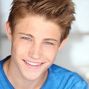 Austin Filson als Shane Stevens