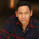 Kenneth Moraleda als Den