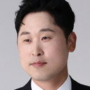 Yoon Suk-min als Self - Pitching Coach