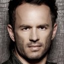 Greg Ellis als Garmund