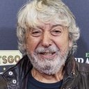 Ricardo Arroyo als Father