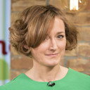 Polly Russell als Histoy Expert