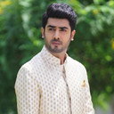 Akshay Mhatre als Naren Vyas