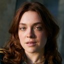 Amelie Hennig als Lauren