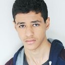 Yassine Douighi als Chad