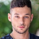 Israel Ogalbo als Guy