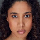 Trudy van Rooy als Real Isabelle