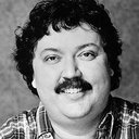 Mike Hagerty als Hotel Manager (uncredited)