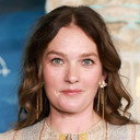 Virginia Kull als Linda McQueen