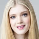 Elena Kampouris als Allison Doss