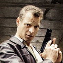 Simon Görts als Anus