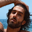 Diego Sans als Self