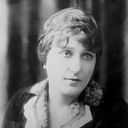 Léontine Massart als 