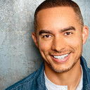 Corey Jovan als Asgardian Guard (uncredited)