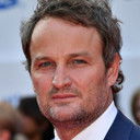 Jason Clarke als Guard Ulrich