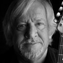 Tim Renwick als Self - Guitars, Vocals