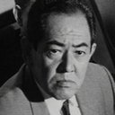 Kenji Oyama als District Police Commissioner