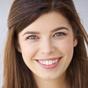 Alanna Fox als Madge