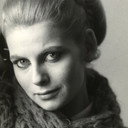 Halina Zalewska als Lt. Teri Sanchez