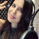 Mari Videl als Dona Gracinha Dummont
