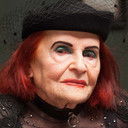 Violetta Tarnowska Bronner als Neski Neighbor