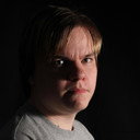 Johnny Wikstrom als Runar