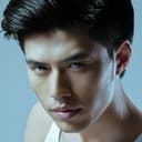 Li Jiawen als Tian Jue