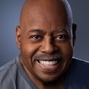 Reginald VelJohnson als Mr. Boyd