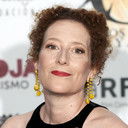 Clara Sanchís als Elena