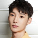 Yang Jhuo-Ray als Zit