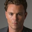 Clayne Crawford als Thad