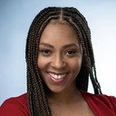 Chenae Moore als Nurse Sally