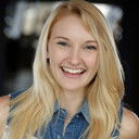 Mary Malloy als Victoria Miller