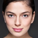 Ceren Yılmaz als Hatice