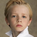 Dexter Sol Ansell als Boy in Dress