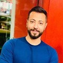 Tamer El Mahdy als ممثل بالفرقة