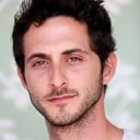 תומר קאפון als Serge / Frenchie