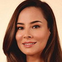 Özlem Conker als Asiye
